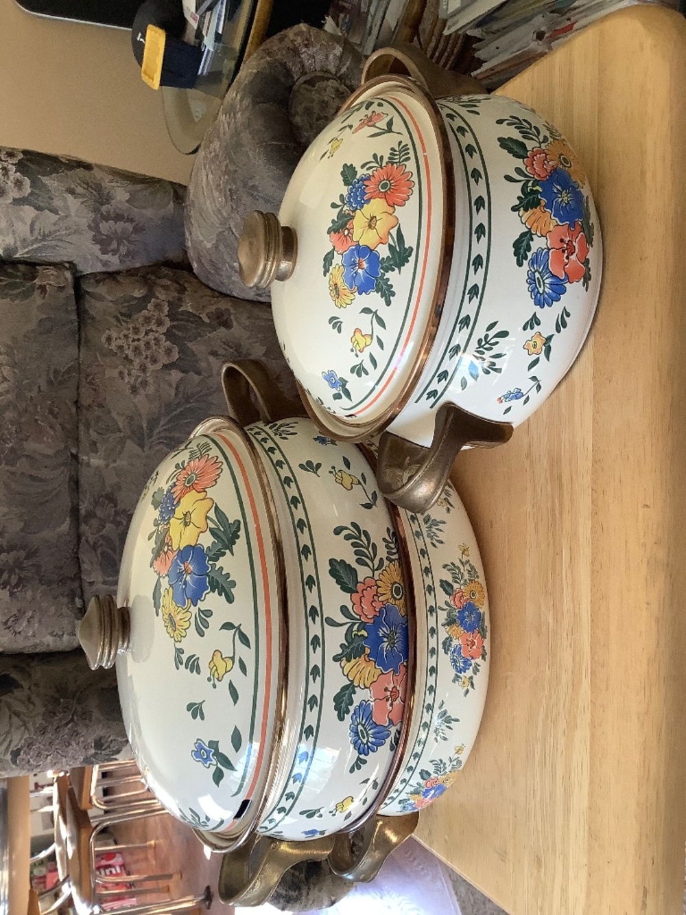 Vintage 1981 M Kamenstein ENAMEL COOKWARE 5-Piece Floral Design Brass Handles